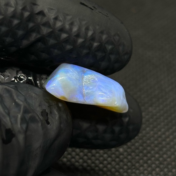 Blue Ridge Mountain Australian Lightning Ridge Sculpting Opal Showpiece - Picture 7 of 10
